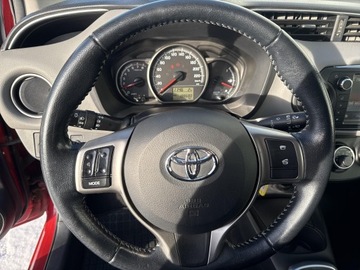 Toyota Yaris III Hatchback 5d Facelifting 1.33 Dual VVT-i 99KM 2016 Toyota Yaris 1.33 Premium MS EU6 III (2011-2019) 1, zdjęcie 13