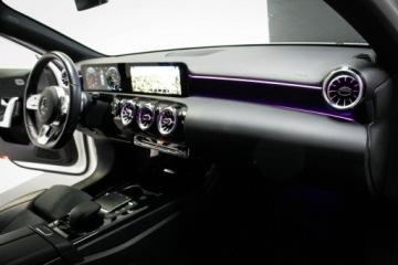 Mercedes Klasa A W177/V177 Sedan 1.3 200 163KM 2022 Mercedes A 200 AMG*4Matic*Automat 8G DCT*Salon, zdjęcie 20