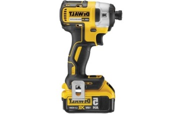 Отвертка DEWALT DCF887P2