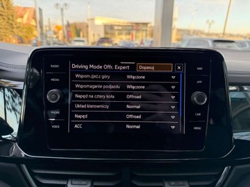 Volkswagen T-Roc I SUV Facelifting 2.0 TSI 190KM 2022 Volkswagen T-Roc 2.0 TSI DSG 4MOTION 190KM STYLE Kamera ACC Matrix ASO Sal, zdjęcie 33