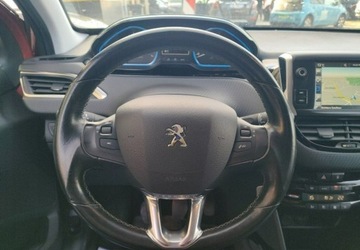 Peugeot 2008 I SUV Facelifting 1.2 PureTech 110KM 2017 Peugeot 2008 Skora Super wersja 1.2 Benzyna 110KM, zdjęcie 20