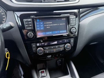 Nissan Qashqai II Crossover 1.2 DIG-T 115KM 2015 Nissan Qashqai Sliczny Qashqai 1.2Benz.115KM Navi Kamera Grzane Fotele Par, zdjęcie 19