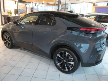 Toyota C-HR II SUV 1.8 Hybrid 140KM 2026 Od ręki - Style 1.8 Hybrid 140KM | Podgrzewane fotele!, zdjęcie 2