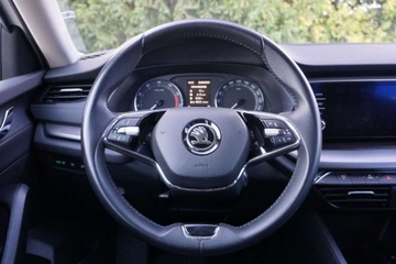 Skoda Octavia IV Kombi 1.0 TSI 110KM 2020 Skoda Octavia CarPlayAA, kamera, isofix, salon PL, LaneAssist, klima 2stre, zdjęcie 14