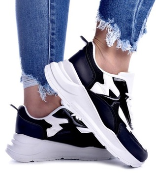 Buty Damskie sportowe Adidasy sneakersy Moxie r.37