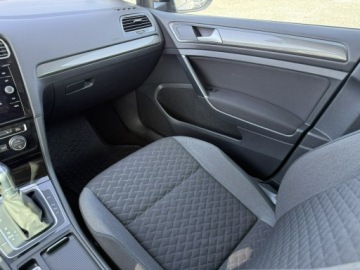 Volkswagen Golf VII Variant Facelifting 1.6 TDI-CR DPF BMT 115KM 2019 Volkswagen Golf Variant 1.6 TDI DSG 2019r Join 131, zdjęcie 12