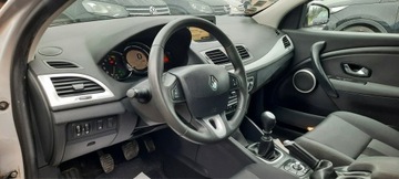 Renault Megane III Grandtour 1.4 16v TCe 130KM 2011 Renault Megane Duża Navi panorama dach, zdjęcie 7