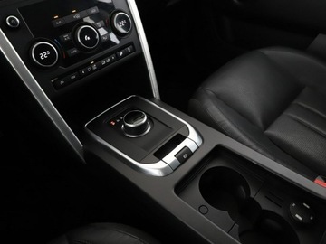 Land Rover Discovery Sport SUV 2.0 TD4 180KM 2017 Land Rover Discovery Sport 4x4 automat skóra navi, zdjęcie 26