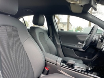 Mercedes Klasa A W177/V177 Hatchback 1.3 200 163KM 2022 Mercedes-Benz Klasa A A200 Progresive Stan Fabryczny 28 tys.km 1.3, zdjęcie 20