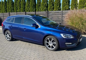Volvo V60 I Kombi Facelifting 2.0 D4 DRIVE-E 181KM 2015 Volvo V60 2.0D4 Ocean Race Full Opcja Xenon Szyber Serwis 1-wlasc Zadbana, zdjęcie 11