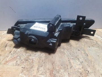 HALOGEN PRAVÝ BMW E81 7181288