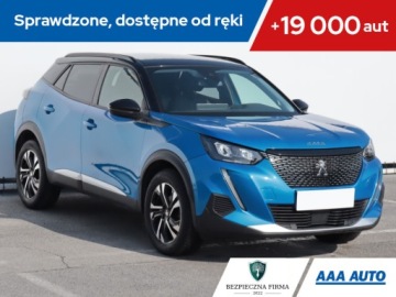 Peugeot 2008 II SUV 1.2 PureTech 130KM 2022 Peugeot 2008 1.2 PureTech, Salon Polska