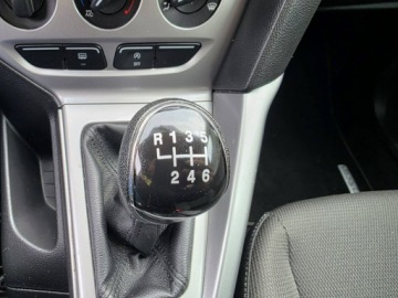 Ford Focus III Kombi Facelifting 1.0 EcoBoost 125KM 2014 Ford Focus 1.0 Ecoboost 125 KM, Klimatyzacja,, zdjęcie 17