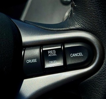 Honda Civic VIII Hatchback 3d 1.8 i-VTEC 140KM 2011 Honda Civic 1.8 i-VTEC 140KM benzyna niski przebieg PDC Climatronic welur, zdjęcie 17