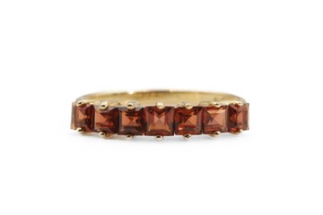 ZŁOTY PIERŚCIONEK RETRO VINTAGE GRANAT 1,5 CT