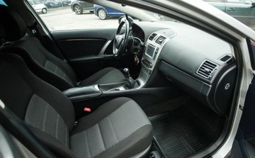 Toyota Avensis III Sedan Facelifting 1.8 Valvematic 147KM 2013 Toyota Avensis 1.8 benzyna 147KM sedan navi kamera cofania LIFT serwis ASO, zdjęcie 14