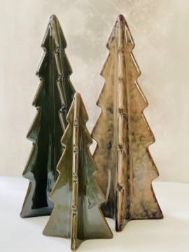 Керамическая рождественская елка бежевая декоративная фигурка 20 см