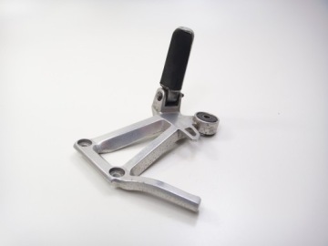 Yamaha Fzs 600 Fazer 98-04 Комплект для пассажира правая подножка