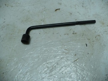 KLÍČ DO KOL NISSAN QASHQAI J10 2.0 DCI