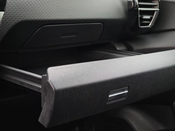 Citroen C4 III SUV 1.2 PureTech 130KM 2021 Citroen C4 SalonPL Podgrzewane fotele szyba kierow, zdjęcie 32