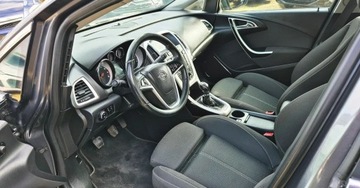 Opel Astra J Sports Tourer 1.4 Turbo ECOTEC 120KM 2011 Opel Astra BENZYNA NAWIGACJA sportowe fotele super okazja polecamy, zdjęcie 31