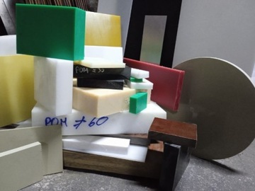 Полиацеталь POM-C, черная, 15 мм, на заказ.