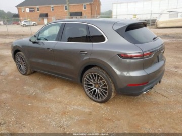 Porsche Cayenne III 2019 Porsche Cayenne S 2019 2.9l 2.9 Benzyna 434KM, zdjęcie 3
