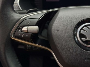 Skoda Octavia IV Liftback 1.5 TSI EVO 150KM 2024 Skoda Octavia Selection Pakiet Light View Plus ACC Kamera cofania FV23, zdjęcie 21