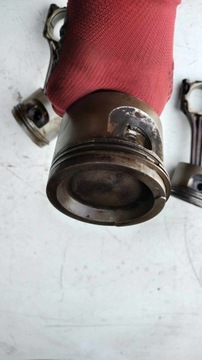 ПОРШНИ С ШАТУНАМИ AUDI 80 B4 2.0 ABT 90 л.с.