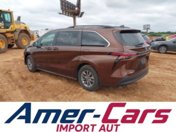 Toyota Sienna III 2021 Toyota Sienna 2021 TOYOTA SIENNA LE 2.5 Hybryda 189KM, zdjęcie 2