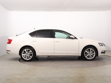 Skoda Octavia III Liftback Facelifting 1.4 TSI 150KM 2017 Skoda Octavia 1.4 TSI, Salon Polska, Navi, Klima, zdjęcie 5