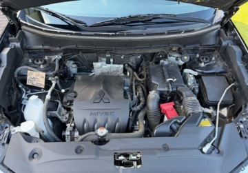 Mitsubishi ASX I SUV Facelifting 2016 1.6 117KM 2018 Mitsubishi ASX 1.6 117KM Kamera CLIMATRONIC Bezwypadkowy Serwis Dla wymaga, zdjęcie 10