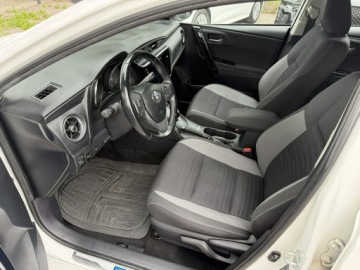 Toyota Auris II Hatchback 5d Facelifting 1.8 Hybrid 136KM 2017 Toyota Auris 1.8 HSD 136KM Serwis Kamera Ładny, zdjęcie 12