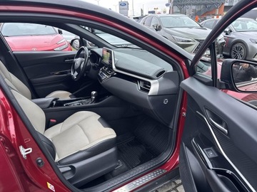 Toyota C-HR I Crossover 1.8 Hybrid 122KM 2018 Toyota C-HR 1.8 Hybrid Selection Toyota C-HR Hybri, zdjęcie 26