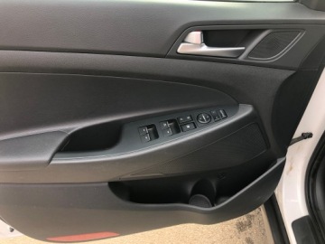 Hyundai Tucson III SUV 1.6 T-GDI 177KM 2017 HYUNDAI TUCSON 1.6 T-GDI 4X4 AUTOMAT FULL OPCJA 1 WŁAŚCICIEL BEZWYPADKOWY, zdjęcie 16