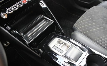 Peugeot 2008 II SUV Facelifting 1.2 PureTech 130KM 2024 Peugeot 2008 GT EAT8 2024 Od RiA 1.2 Benzyna 130KM, zdjęcie 11