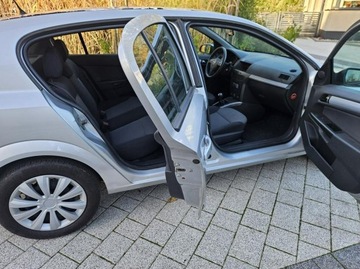 Opel Astra H Hatchback 5d 1.6 Twinport ECOTEC 105KM 2007 Opel Astra 1.6 105 km klima, elektryka, zadbany, zdjęcie 17