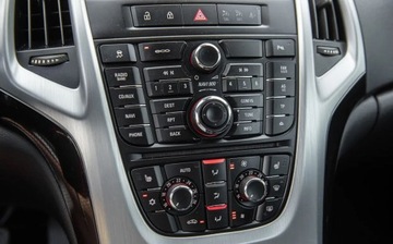 Opel Astra J Hatchback 5d 2.0 CDTI ECOTEC 165KM 2012 Opel Astra 2.0CDTI 165KM GTC Skora Xenon Navi alu 19 Serwis Gwarancjia, zdjęcie 19