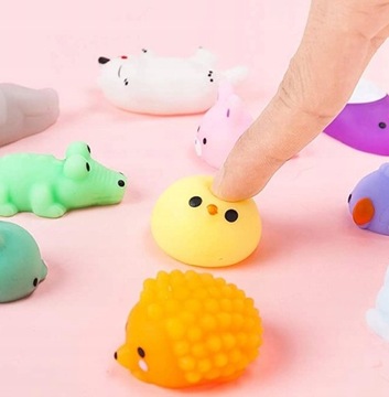 Адвент-календарь Kinder ДЕТИ 24 ГНИОТКИ SQUISHY SQU