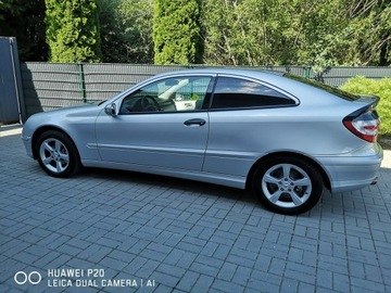 Mercedes Klasa C W203 Coupe W203 1.8 (C 180 Kompressor) 143KM 2005 Mercedes C 180 1.8Compresor 143KM Klimatronic Alu, zdjęcie 7