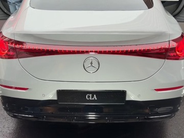 Mercedes CLA C118/X118 2025 MERCEDES-BENZ CLA 200 AMG Line Sedan 1.5 (163KM) 2025, zdjęcie 8