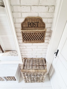 Деревенский сундук из ротанга в старом замке Хэмптона, 1820 г.