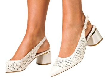 PERŁOWE CZÓŁENKA DAMSKIE NA OZDOBNYM KLOCKU AŻUROWE Z ODKRYTĄ PIĘTĄ r 38