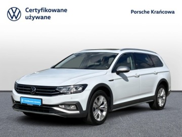 Volkswagen Passat B8 Variant Facelifting 2.0 TDI SCR 200KM 2023 Volkswagen Passat Alltrack | APP | Panorama | Hak