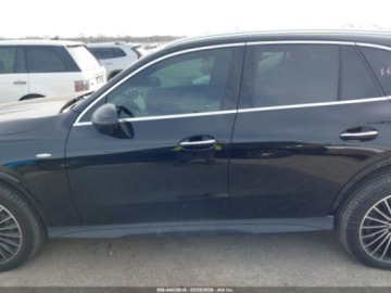 Mercedes GLC C254/X254 2025 Mercedes-Benz GLC 350e, 2025r., 4x4, 2.0L 2.0 Hybryda Plug-in 201KM, zdjęcie 5