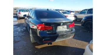 BMW Seria 3 F30-F31-F34 Limuzyna Facelifting 2.0 330i 252KM 2018 BMW Seria 3 jezdzacy, 4x4 2,0benz. automat KUPIONY w transporcie do PL, zdjęcie 3