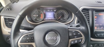 Jeep Cherokee V Terenowy 2.0 MJD 170KM 2014 JEEP CHEROKEE (KL) 2.0 CRD 2014 r. 170 KM automat, zdjęcie 6