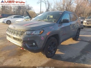 Jeep Compass II 2024 Jeep Compass 2024 Jeep Compass Trailhawk 4x4 2.0 Benzyna 200KM