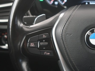 BMW Seria 5 F10-F11 Touring Facelifting 520d 190KM 2017 BMW 5 520d xDrive, Salon Polska, Serwis ASO, zdjęcie 17