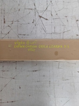 LIŠTA MASKA ČERNÁ SUZUKI VITARA III 3 FACELIFT